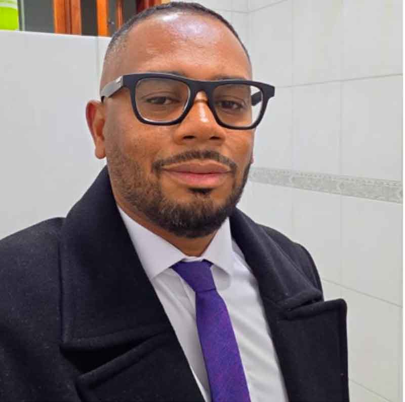 Adriano Mendes